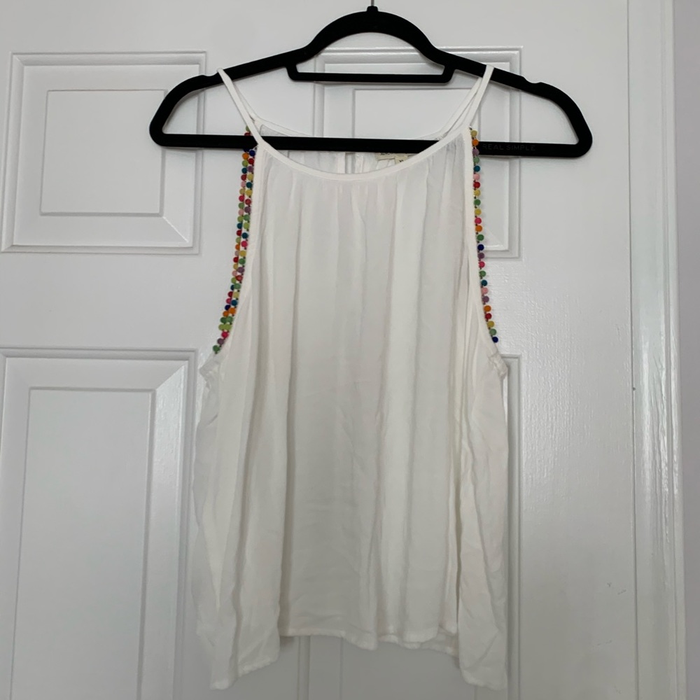 White tank/blouse